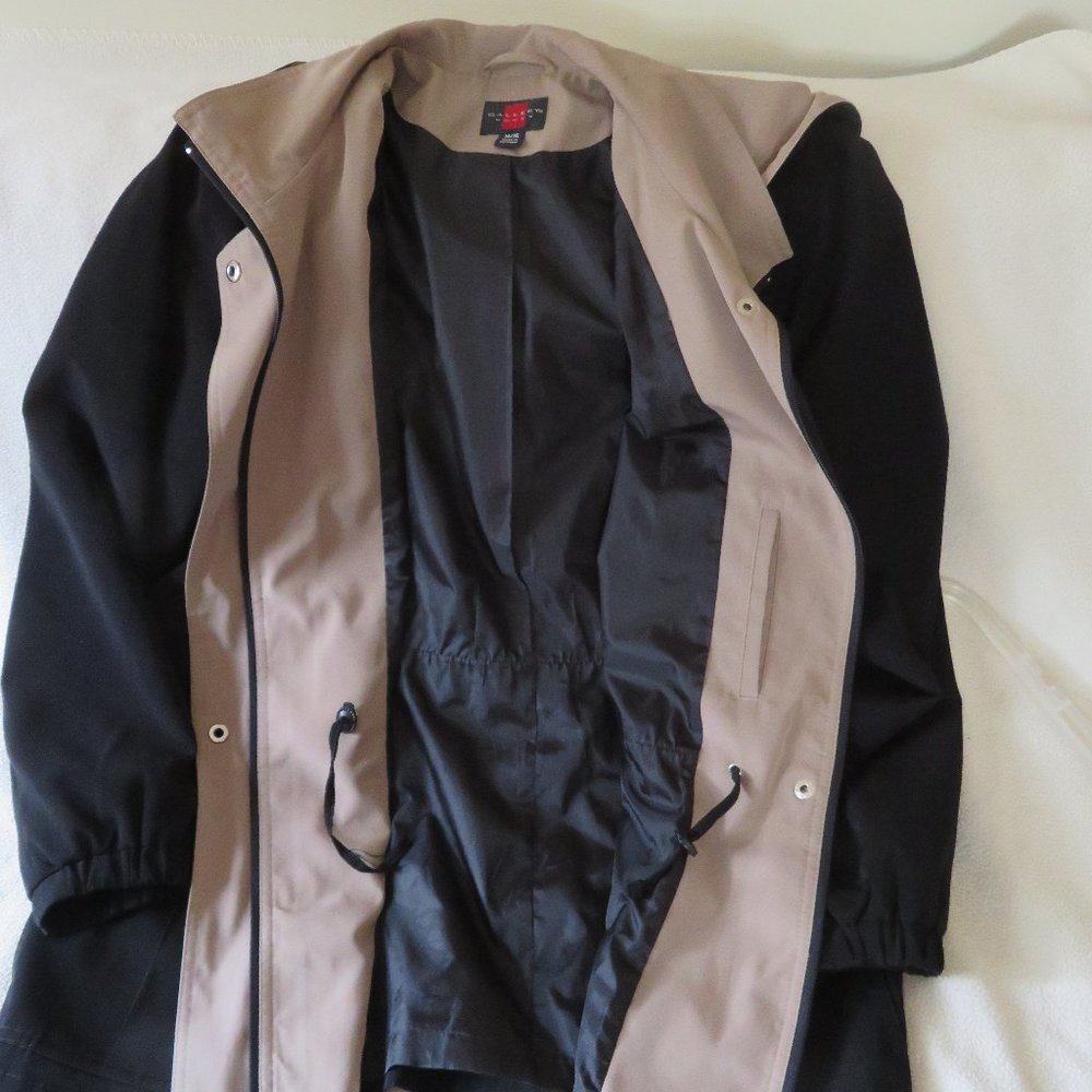 Woman's Spring Jacket - Picture 2 of 4